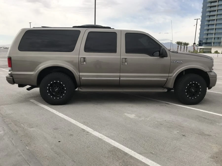 2005 Ford Excursion - Image 10 of 10