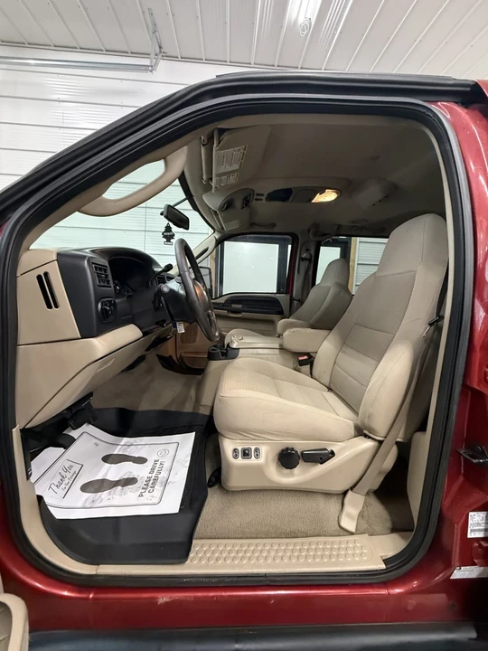 2005 Ford Excursion - Image 7 of 10