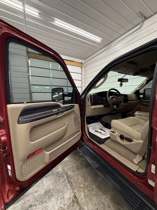 2005 Ford Excursion - Image 10 of 10