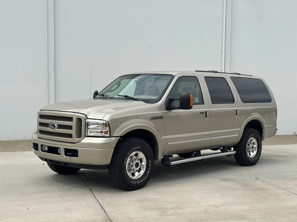 2005 Ford Excursion - Image 3 of 31