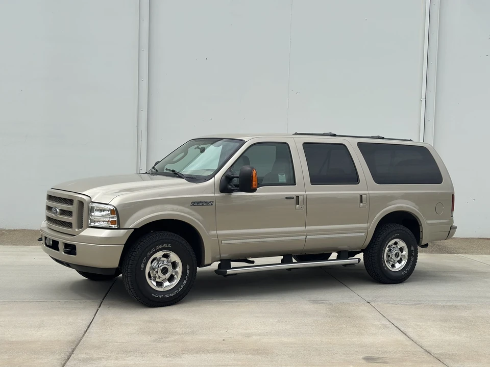 2005 Ford Excursion - Image 5 of 31