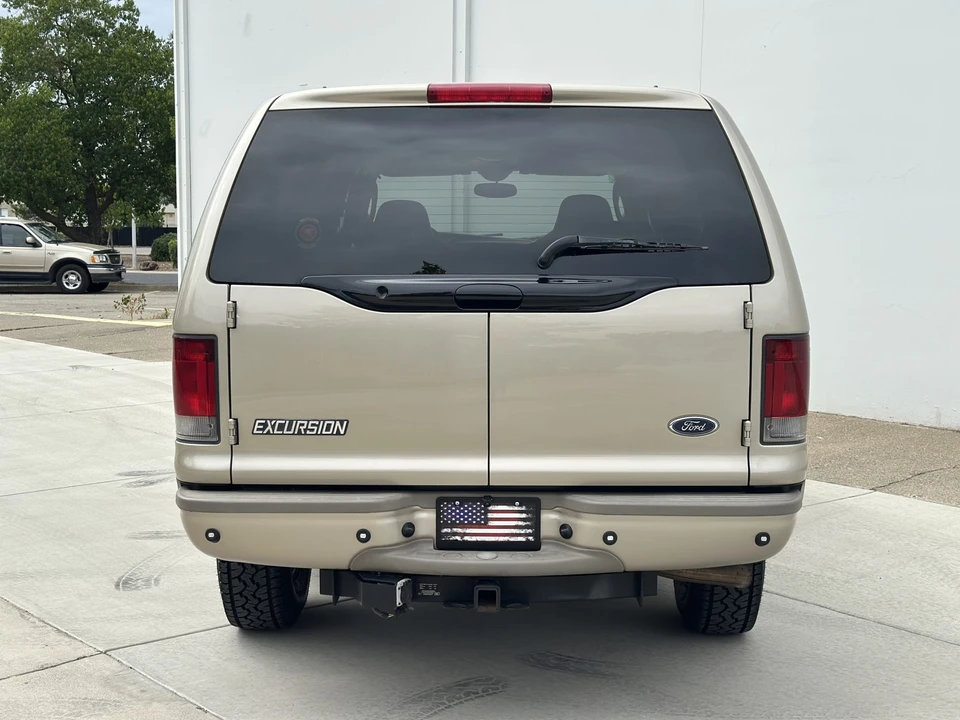2005 Ford Excursion - Image 22 of 31
