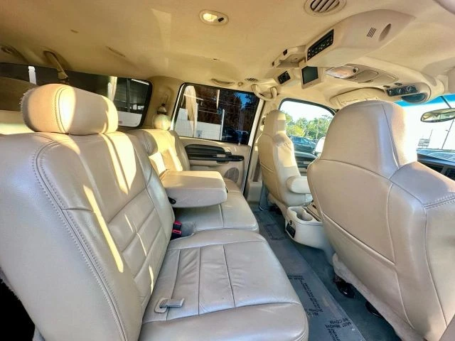 2005 Ford Excursion - Image 8 of 12