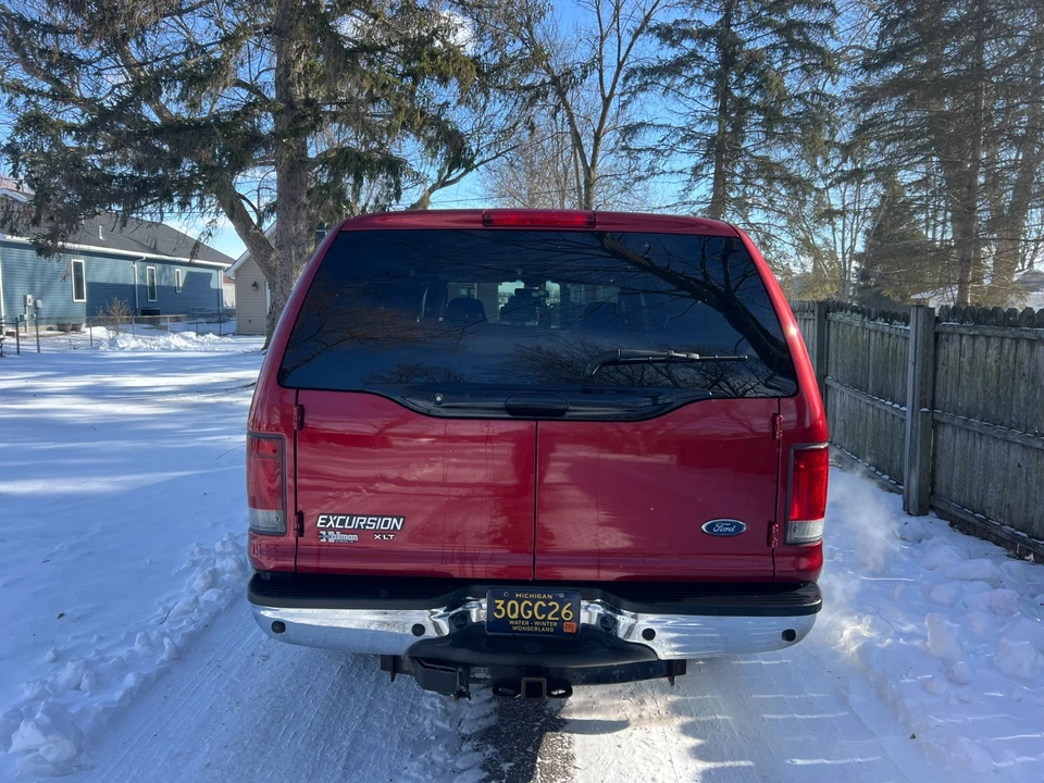 2005 Ford Excursion - Image 3 of 19