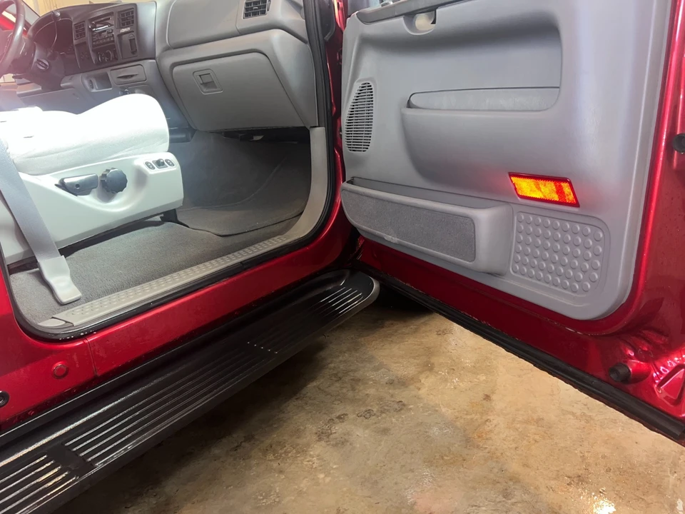 2005 Ford Excursion - Image 8 of 19