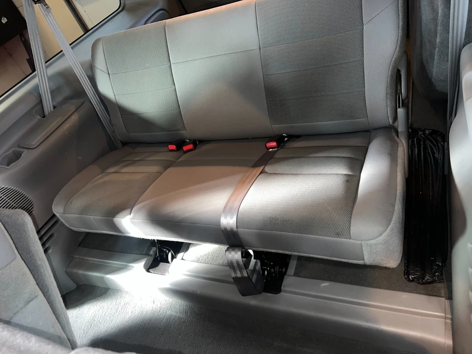 2005 Ford Excursion - Image 14 of 19