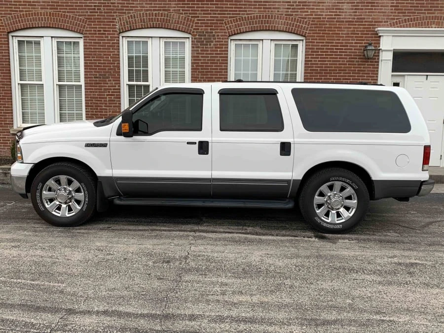2005 Ford Excursion - Image 2 of 8