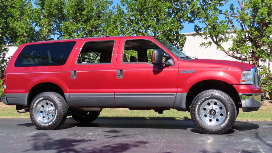 2005 Ford Excursion - Image 12 of 31
