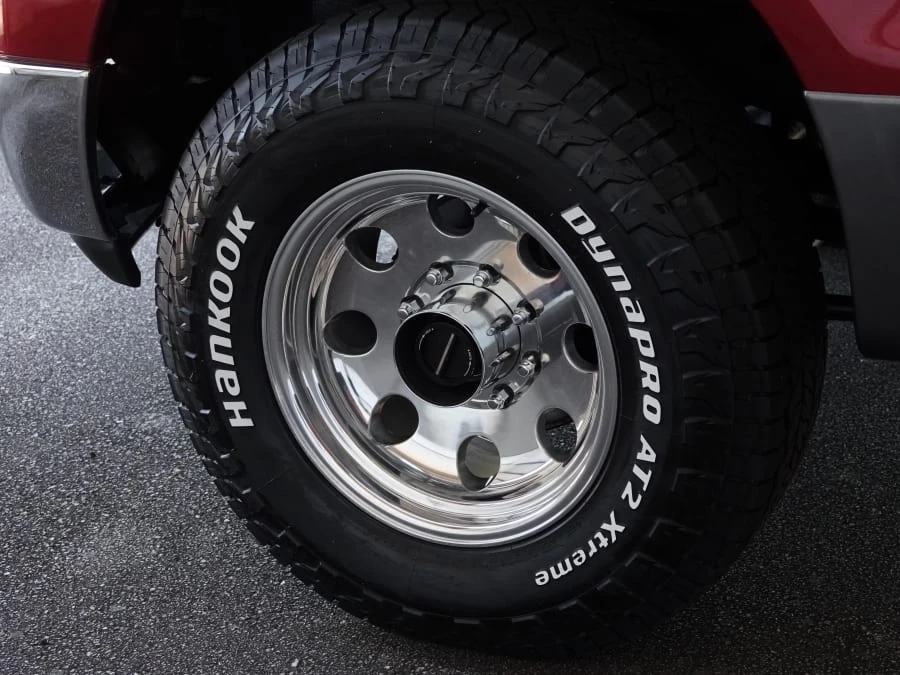 2005 Ford Excursion - Image 16 of 31