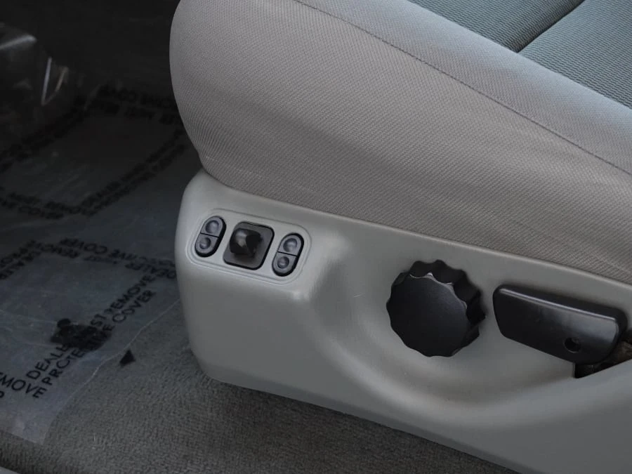 2005 Ford Excursion - Image 31 of 31