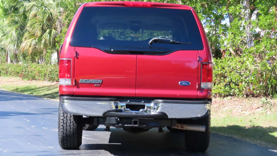2005 Ford Excursion - Image 5 of 31