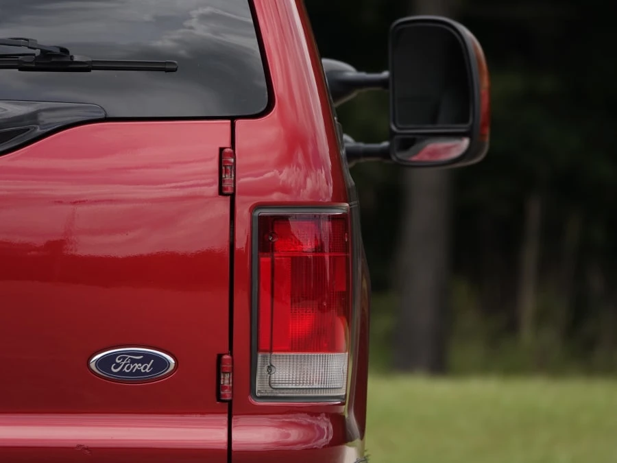 2005 Ford Excursion - Image 4 of 31