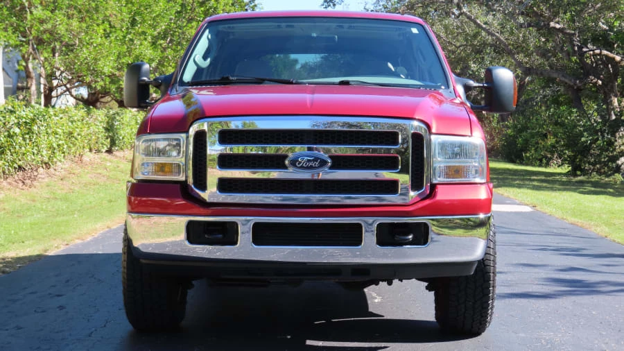 2005 Ford Excursion - Image 16 of 31