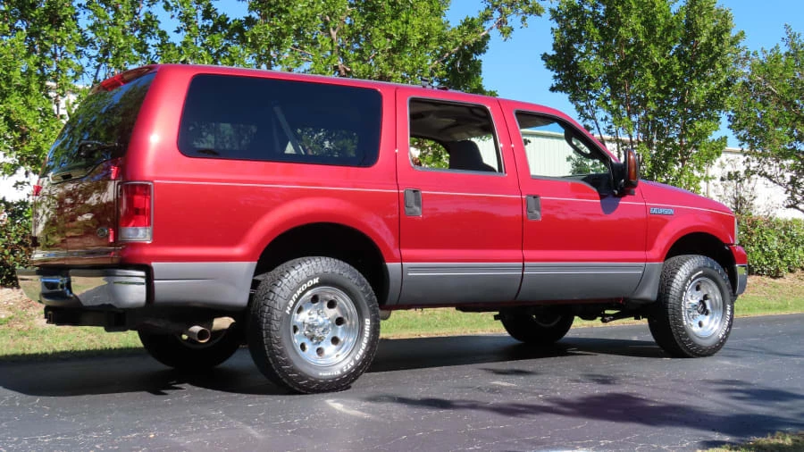 2005 Ford Excursion - Image 3 of 31