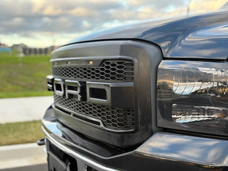 2005 Ford Excursion - Image 20 of 31