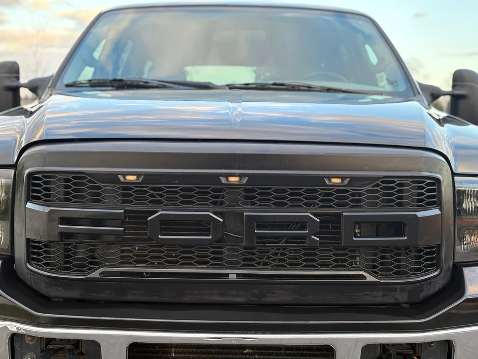 2005 Ford Excursion - Image 19 of 31