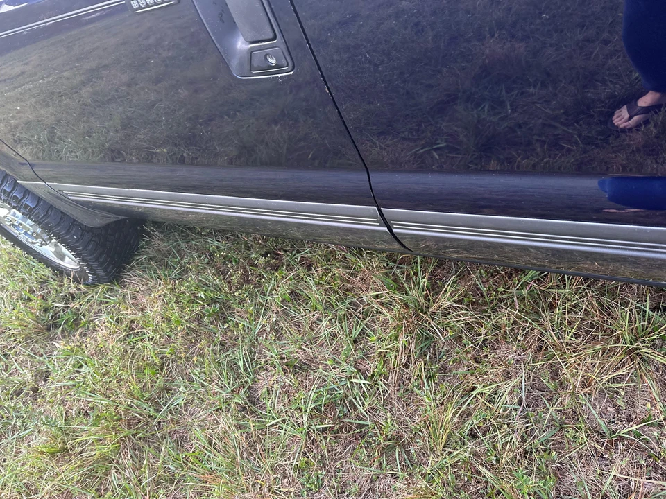2005 Ford Excursion - Image 27 of 31