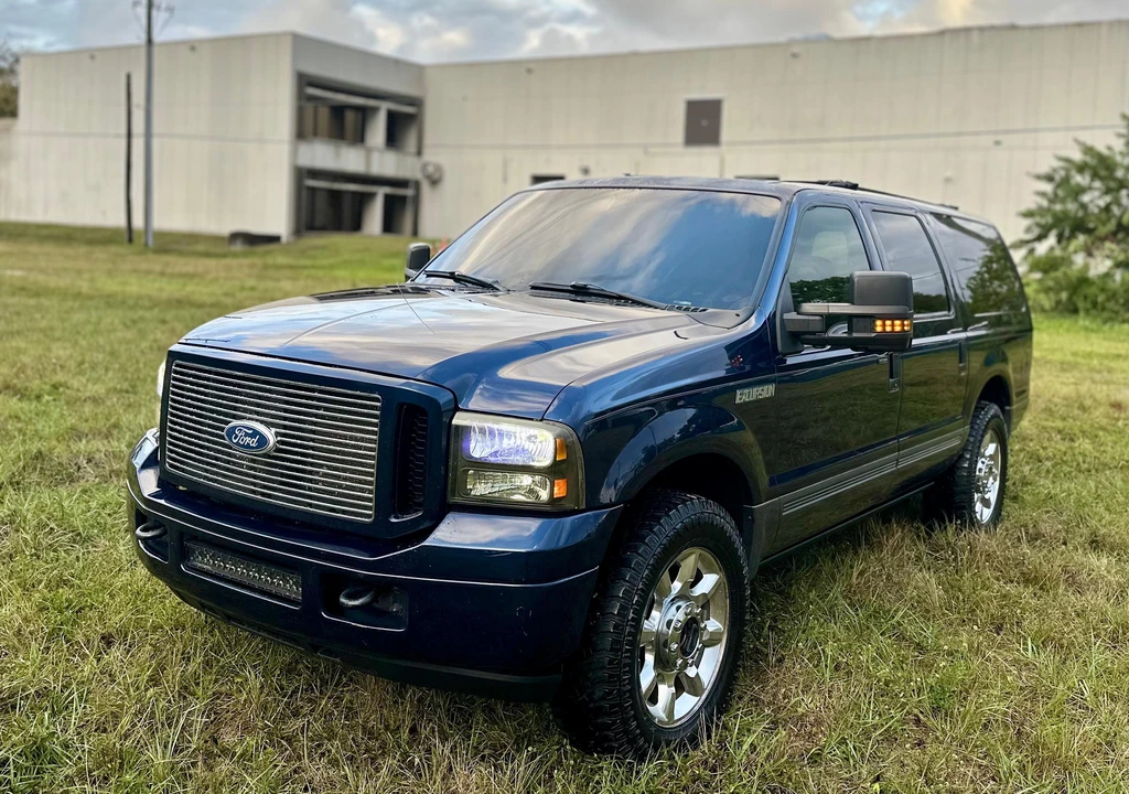 2005 Ford Excursion - Image 6 of 31