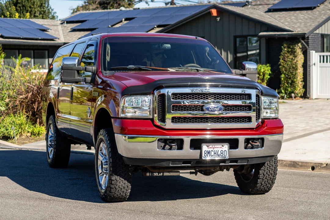2005 Ford Excursion - Image 10 of 31