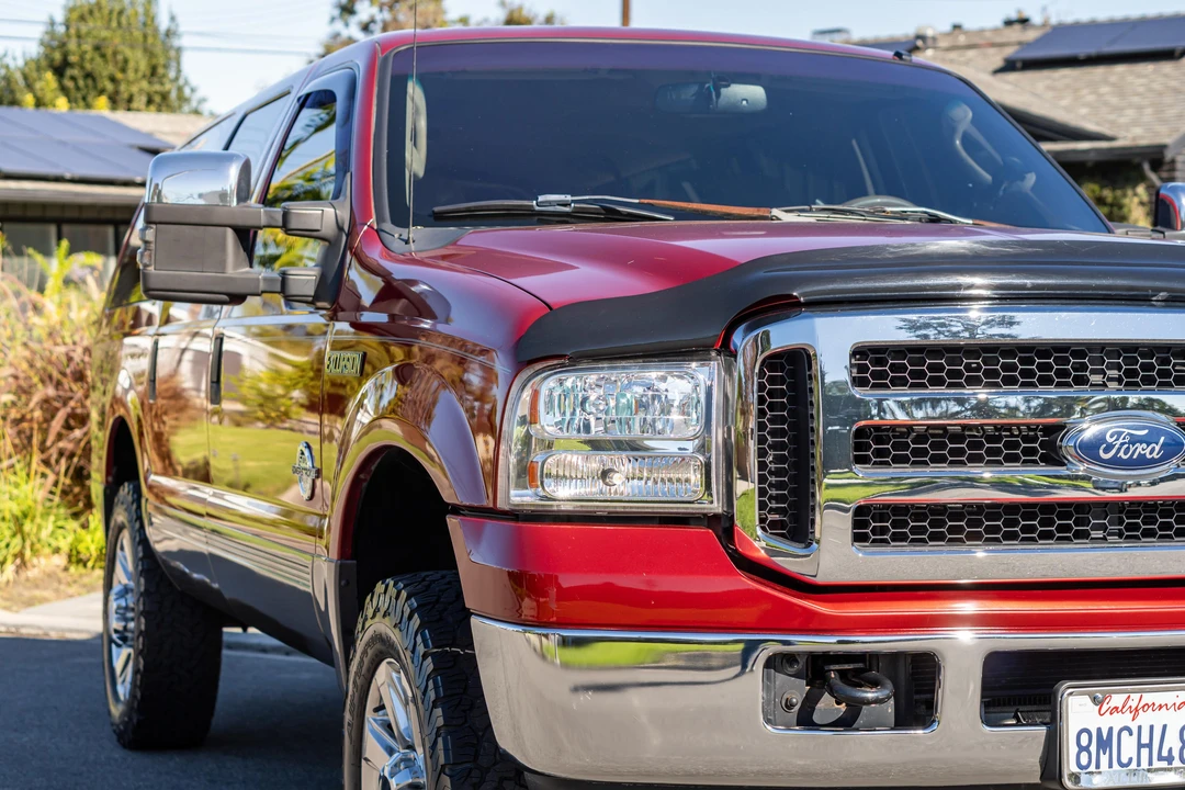2005 Ford Excursion - Image 12 of 31