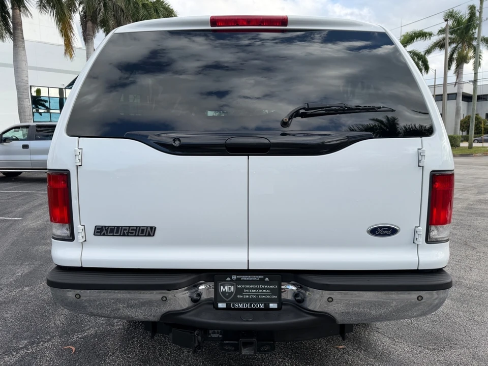 2005 Ford Excursion - Image 10 of 21