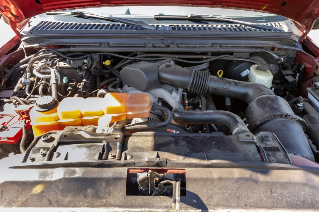2005 Ford Excursion - Image 6 of 7