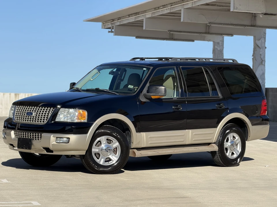 2005 Ford Expedition 2nd Gen - Image 2 of 31