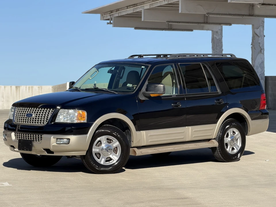 2005 Ford Expedition 2nd Gen - Image 3 of 31