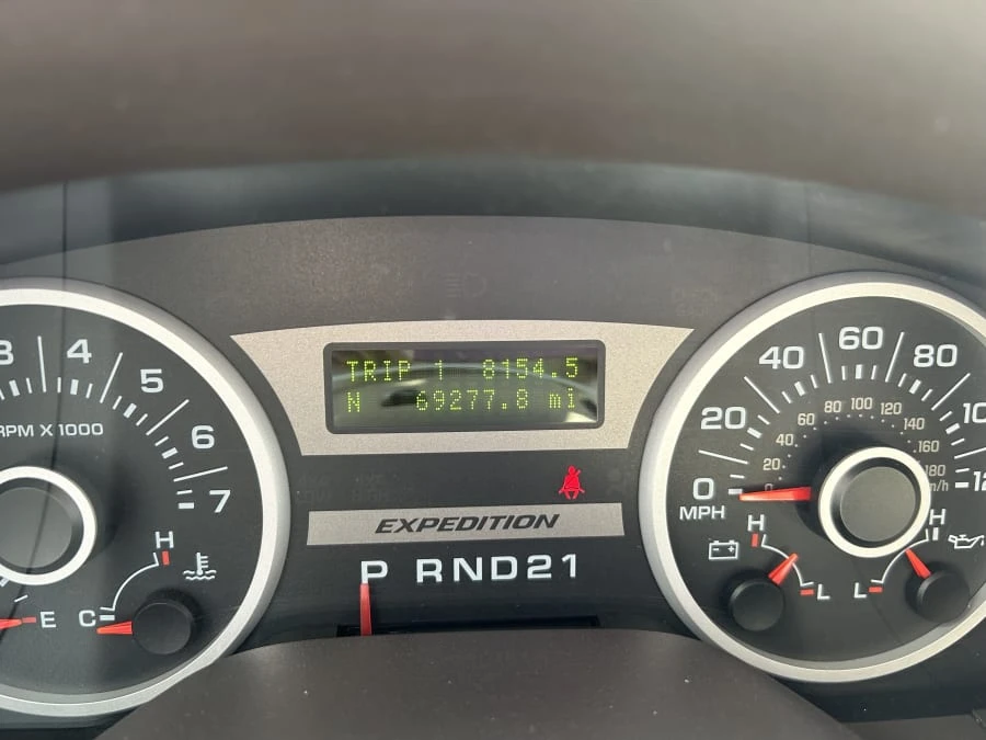 2005 Ford Expedition 2nd Gen - Image 6 of 13
