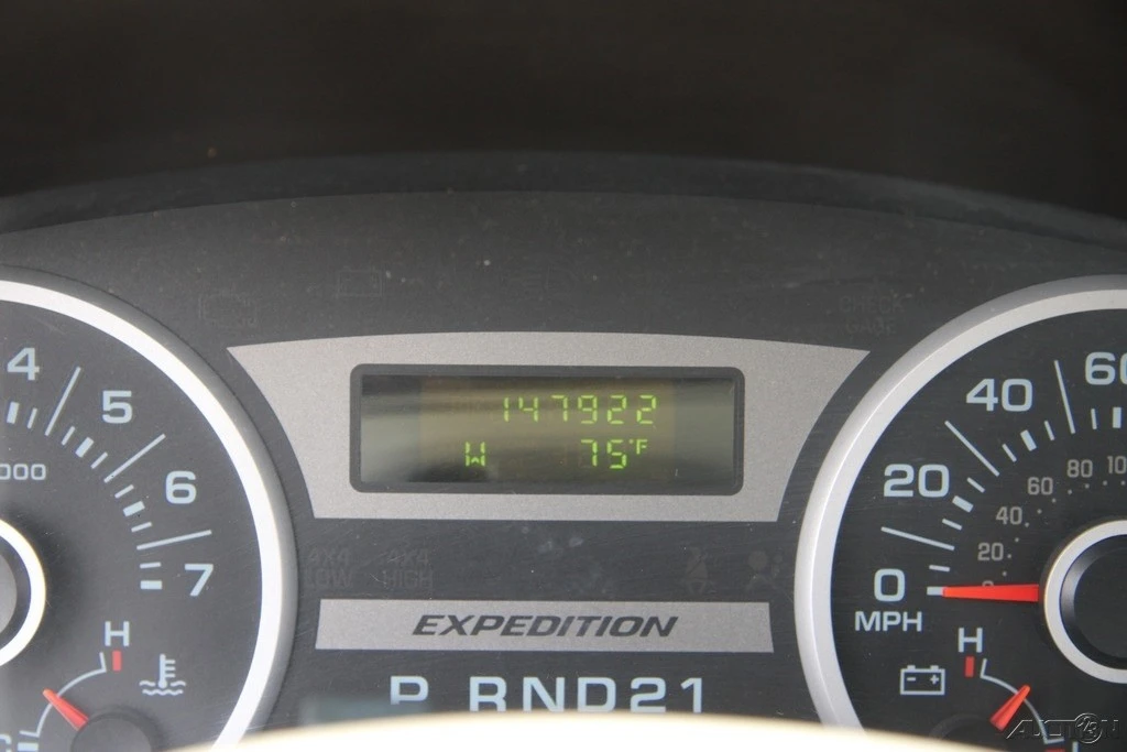 2005 Ford Expedition 2nd Gen - Image 17 of 21