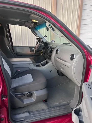 2005 Ford Expedition 2nd Gen - Image 17 of 21