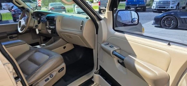 2005 Ford Explorer Sport Trac - Image 16 of 21
