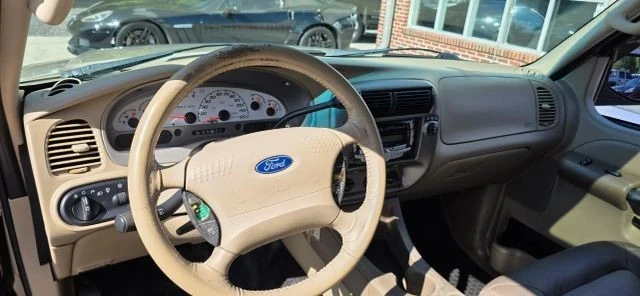 2005 Ford Explorer Sport Trac - Image 12 of 21