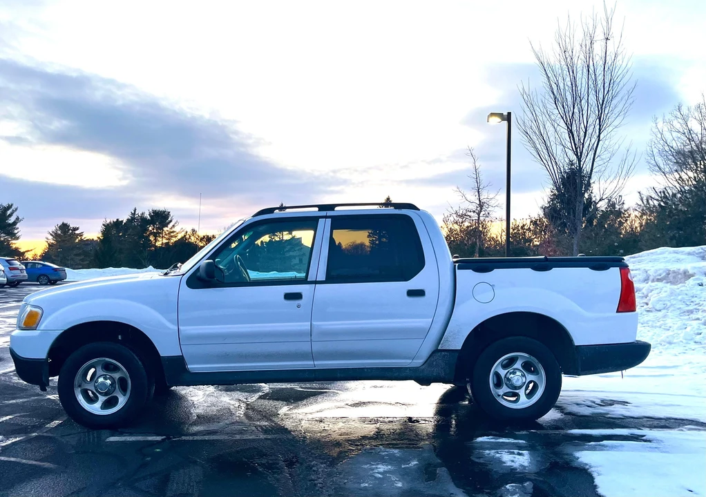 2005 Ford Explorer Sport Trac - Image 8 of 31