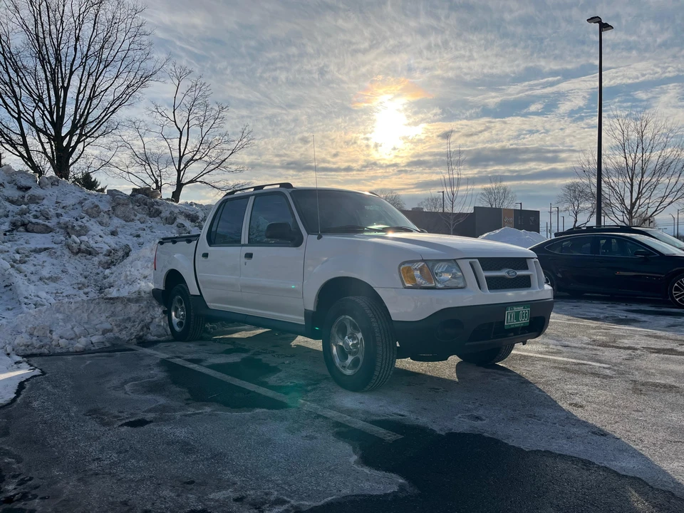 2005 Ford Explorer Sport Trac - Image 13 of 31