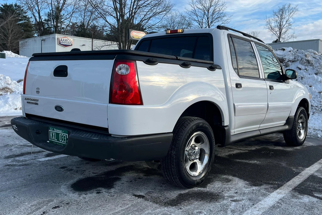 2005 Ford Explorer Sport Trac - Image 3 of 31
