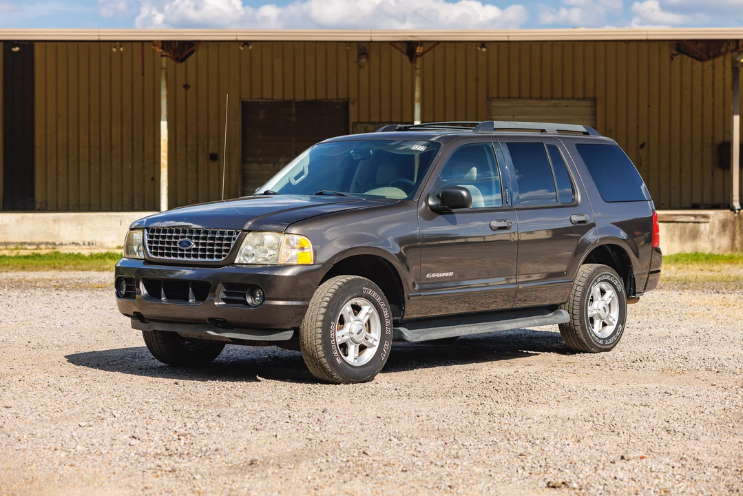 2005 Ford Explorer 3rd Gen - Image 2 of 31