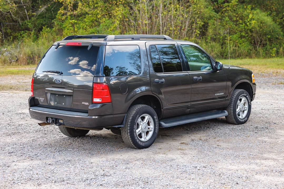 2005 Ford Explorer 3rd Gen - Image 8 of 31