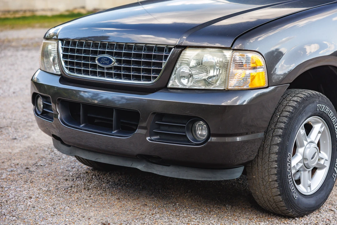 2005 Ford Explorer 3rd Gen - Image 12 of 31
