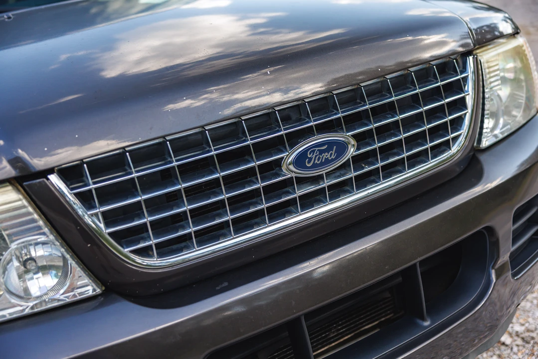 2005 Ford Explorer 3rd Gen - Image 15 of 31