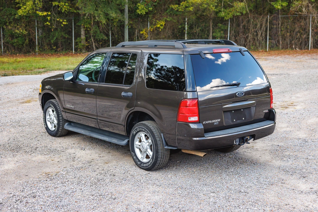 2005 Ford Explorer 3rd Gen - Image 6 of 31
