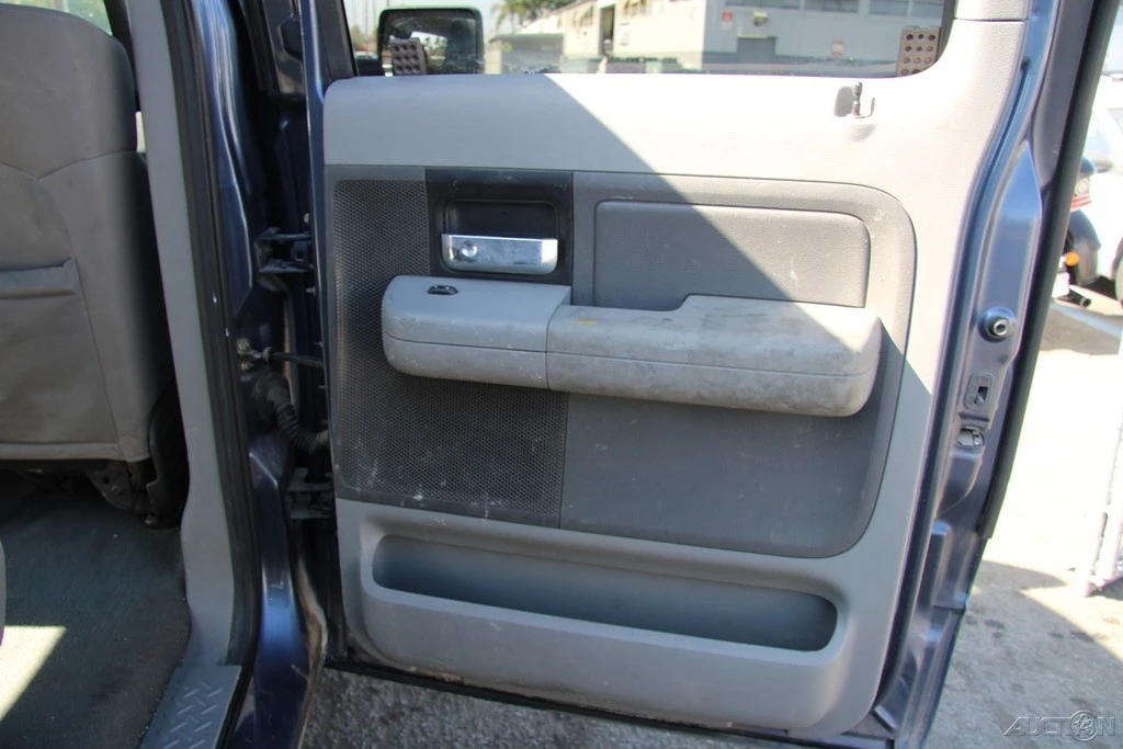 2005 Ford F-150 11th Gen - Image 20 of 21