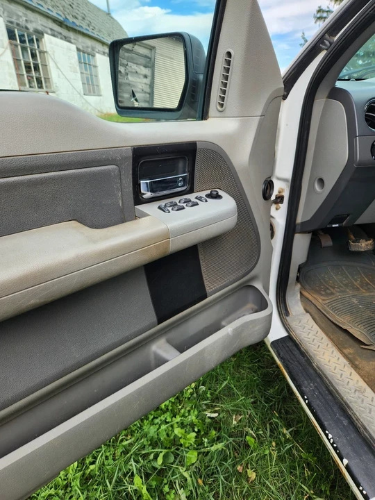 2005 Ford F-150 11th Gen - Image 11 of 14