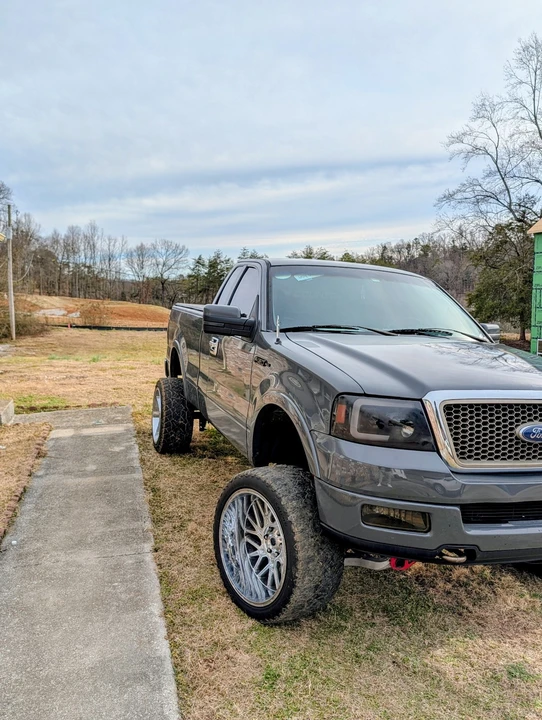 2005 Ford F-150 11th Gen - Image 2 of 7
