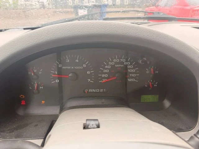 2005 Ford F-150 11th Gen - Image 10 of 11