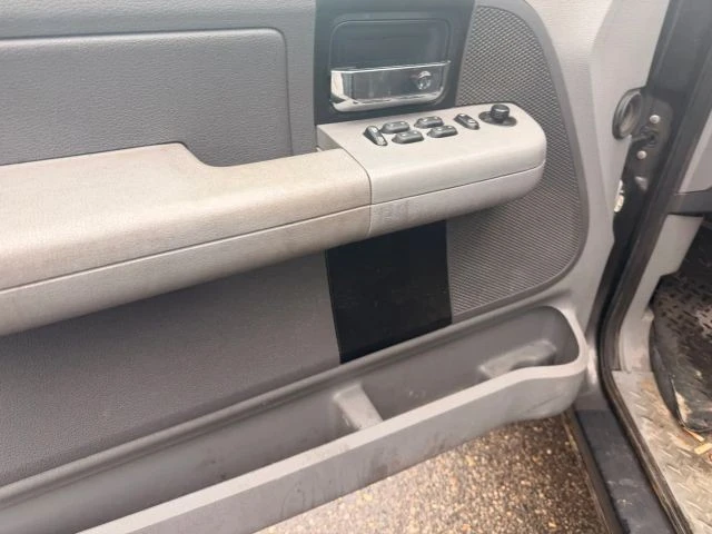 2005 Ford F-150 11th Gen - Image 9 of 11