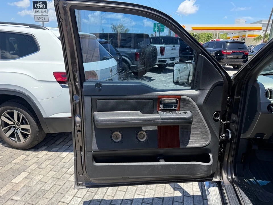 2005 Ford F-150 11th Gen - Image 9 of 30