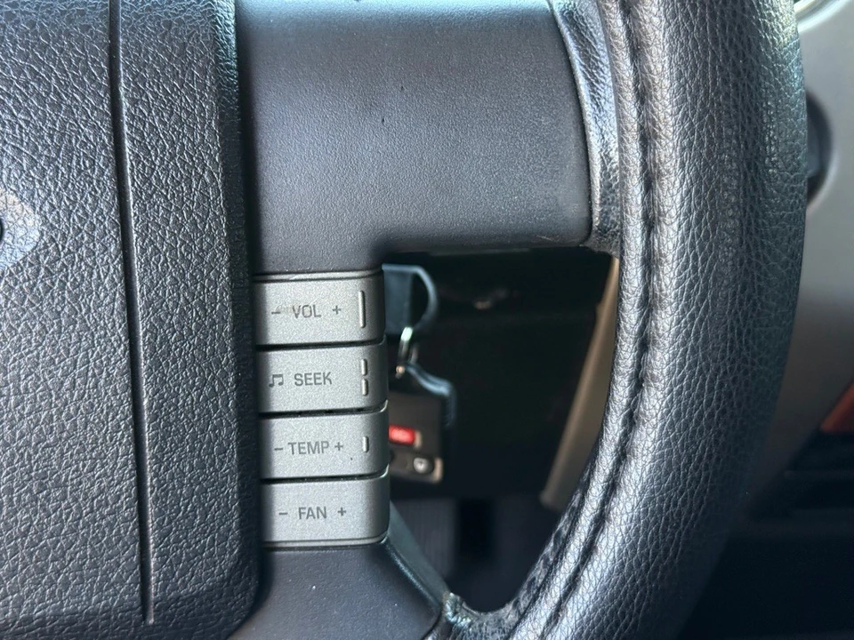 2005 Ford F-150 11th Gen - Image 15 of 30
