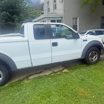 2005 Ford F-150 XLT STX Pickup 4D 6 1/2 ft