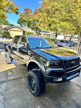 2005 Ford F-150 Super Crew Cab Short Bed